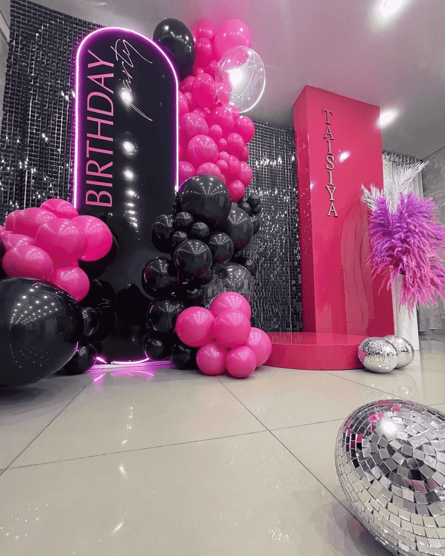 black_and_pink4