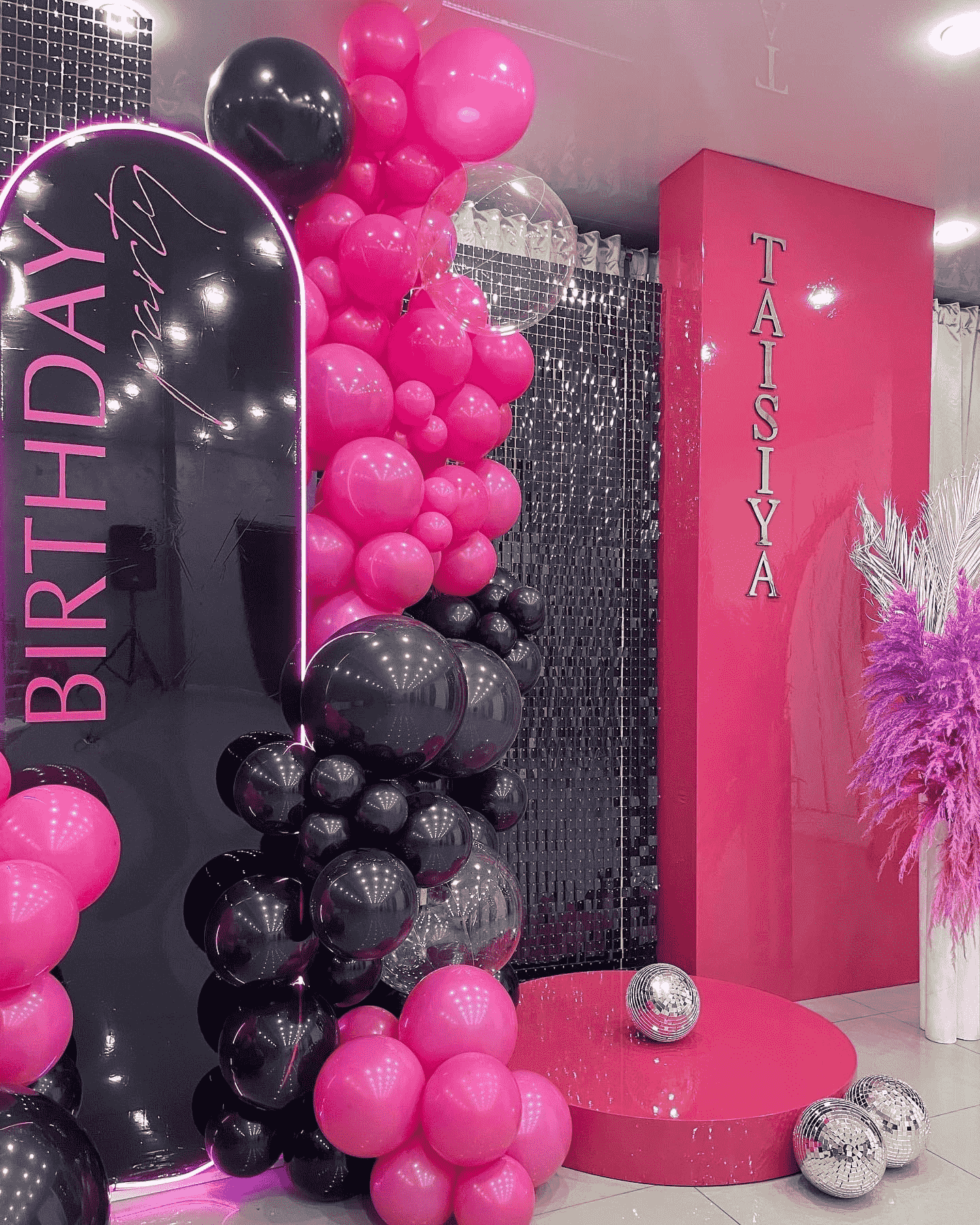 black_and_pink5
